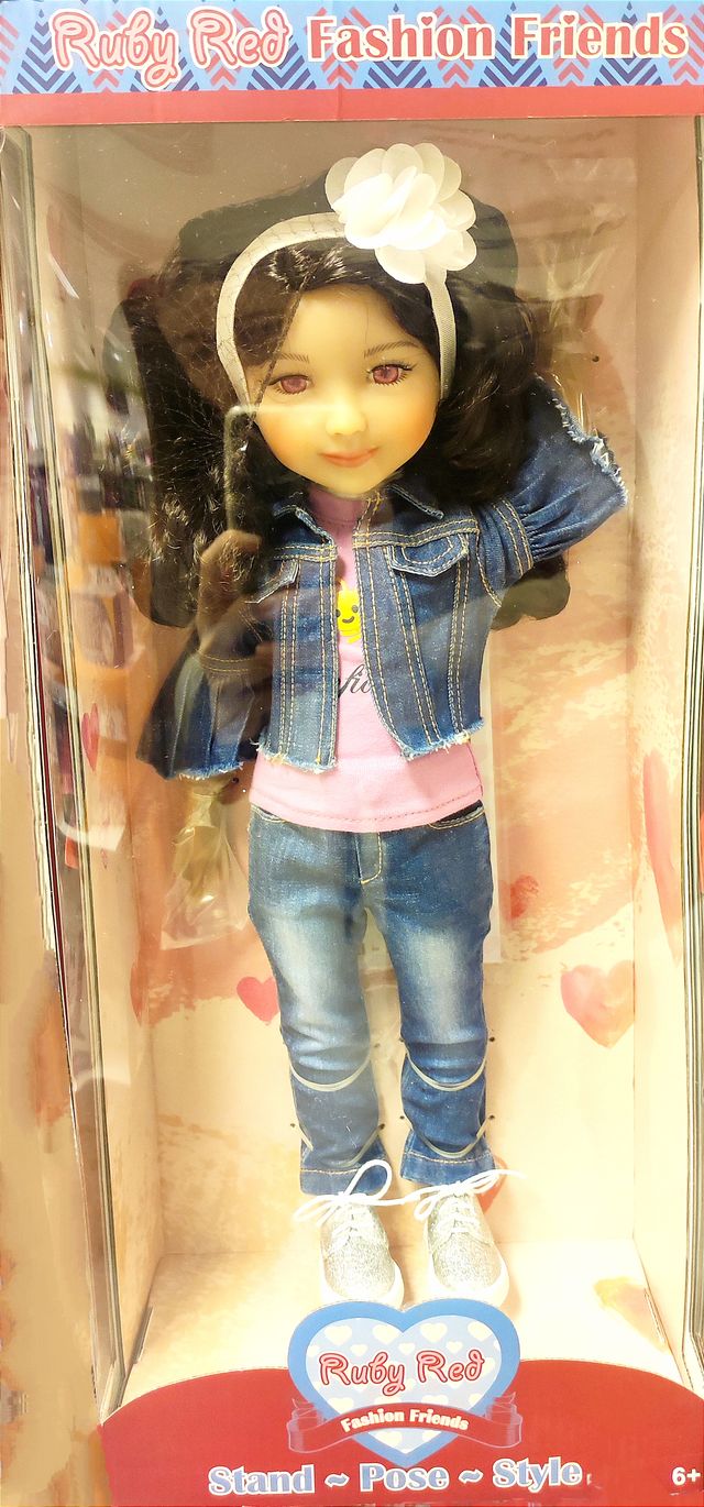 Muñeca Ruby Red Kayla de segunda mano por 74 EUR en Madrid en WALLAPOP