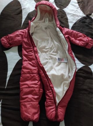 Buzo/ Mono Nieve Bebé 12 meses (71-77cm)