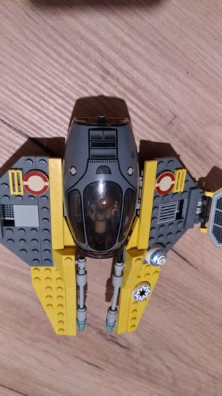 Lego Jedi Starfighter con Anakin Skywalker
