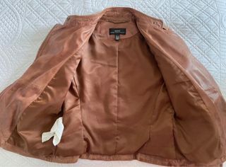 Cazadora biker marrón piel Mango