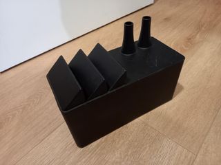 Soporte movil + almacenamiento/organizador cables.