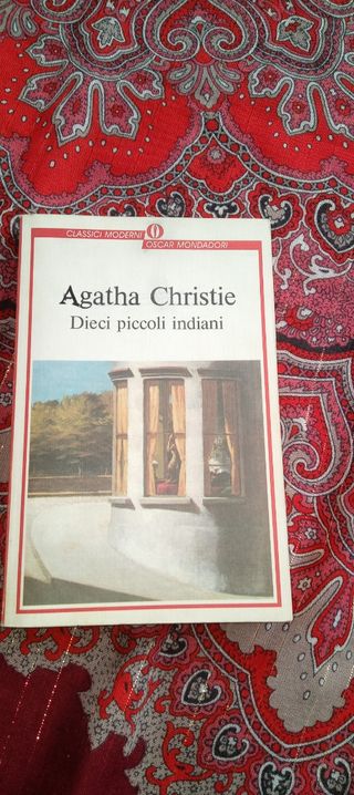Libro "Dieci piccoli indiani"
