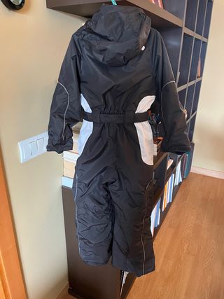 Mono de esquiar Decathlon 4 años