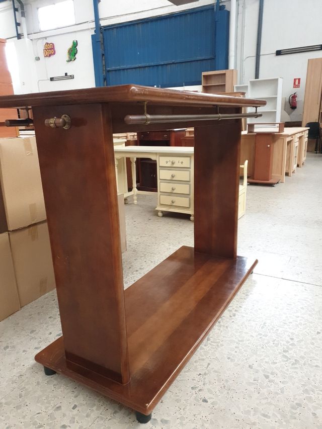 Estante de ropa, burro