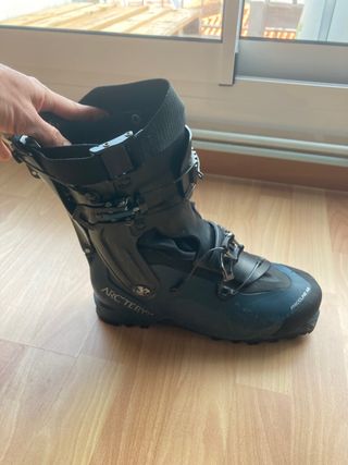 Arcteryx Procline AR