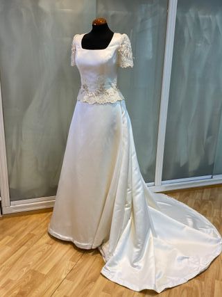 vestido de novia manga corta escote cuadrado