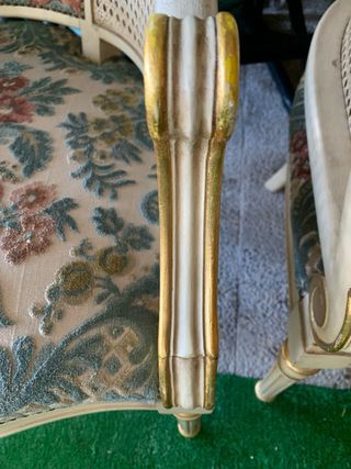 Due poltroncine vintage piccole