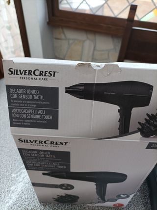 Phon nero pari a nuovo silver crest