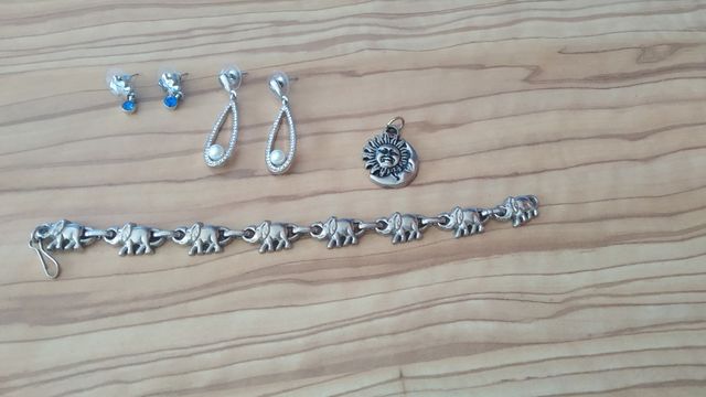 Pendientes y pulsera + regalo sorpresa