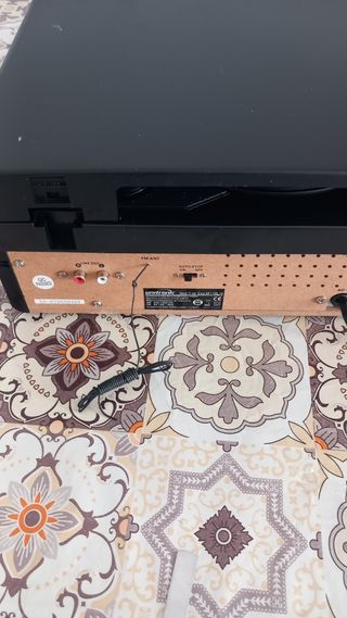 Giradischi con radio stereo
