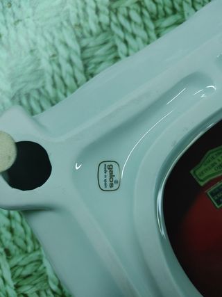 Figura mujer porcelana