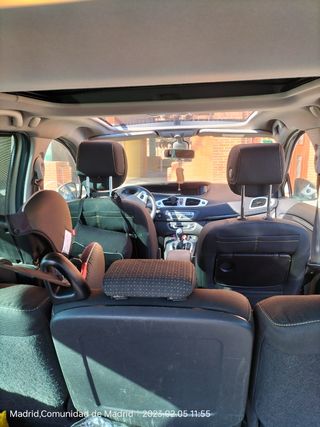 Renault Grand Scenic 2010