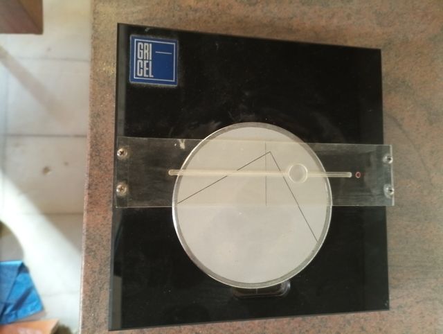 Lector de micro hematocrito