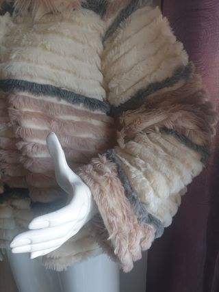 Abrigo corto de pelo varios colores