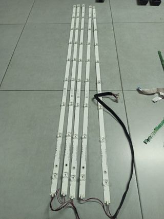 TV PHILIPS 50PUS7304/12 despiece