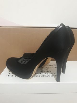 Zapato salón negro "Pedro Garcia"