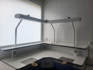 Mesa de trabajo rinconera completa  lab protesico.