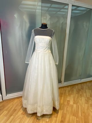 vestido de novia manga larga corte en la cintura
