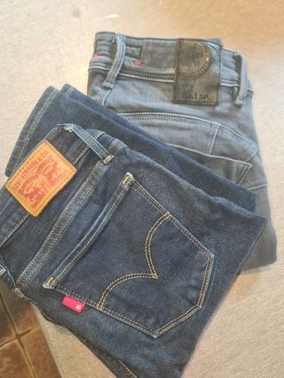 Pantalones levis y salsa 34