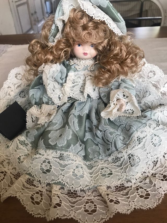 bambola porcellana da collezione