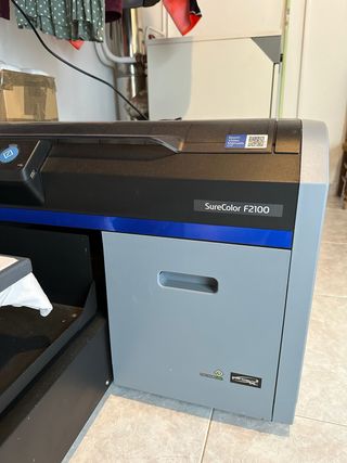 Epson F2100 1500 euros lleva tiempo parada!!!