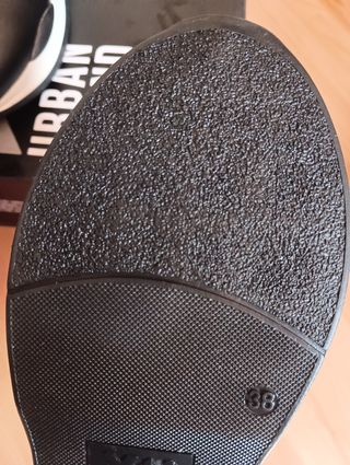 Botas Xti 38, a estrenar