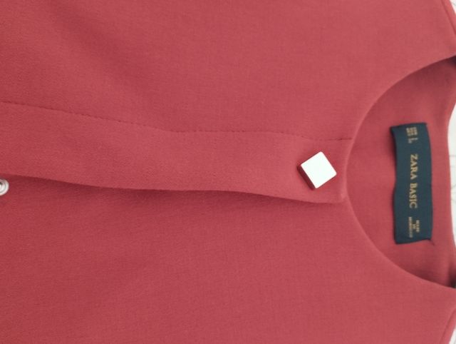 Chaqueta de paño roja de Zara
