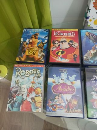 WALT DISNEY  DVDS 