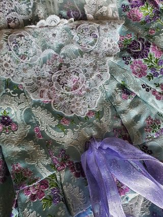 Traje fallera con manteletas 5/6 años