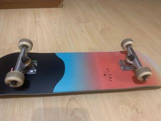 skate globe diseño degradado NUEVO