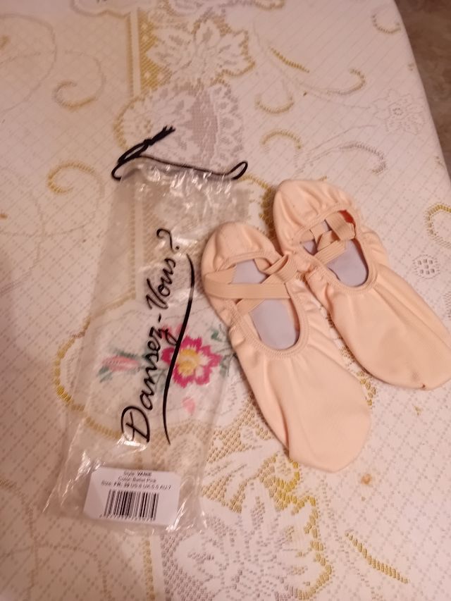 Zapatillas de ballet color beige