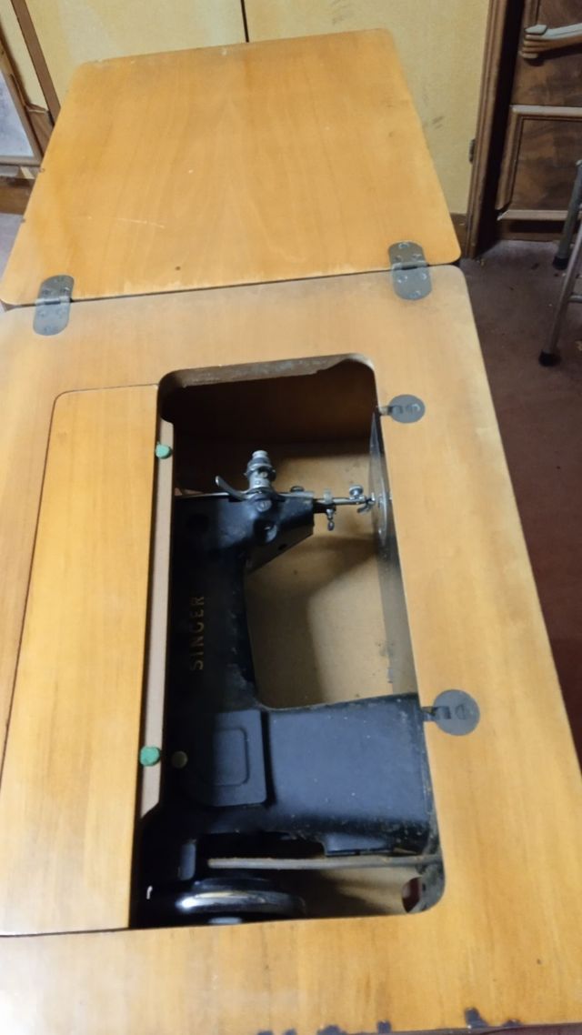 Macchina da cucire vintage Singer