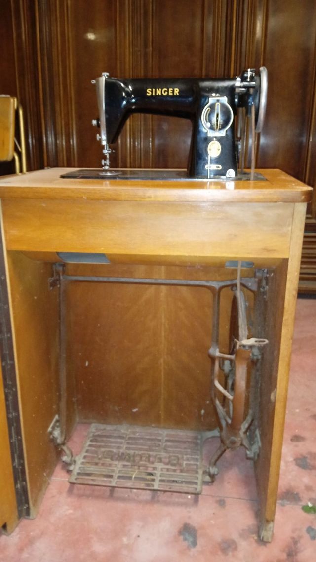 Macchina da cucire vintage Singer