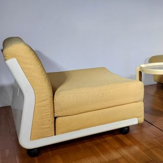 Poltrone modulabili modello Amanta, Mario Bellini