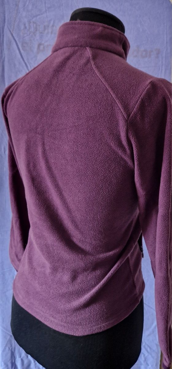 Sudadera sin capucha y con bolsillos