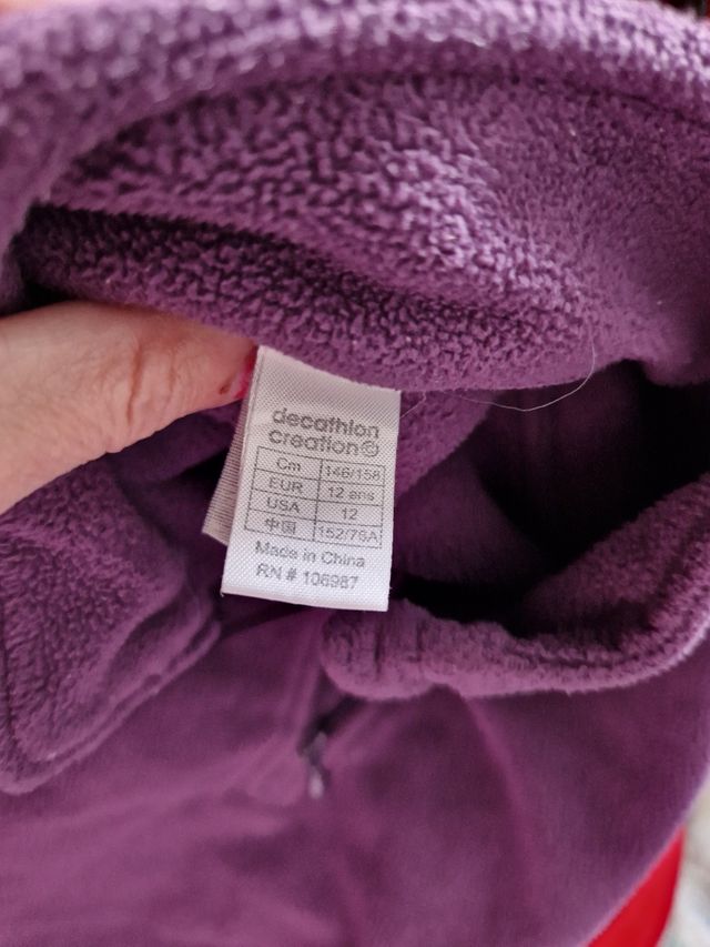 Sudadera sin capucha y con bolsillos