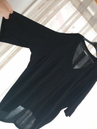 Camiseta fina de Zara