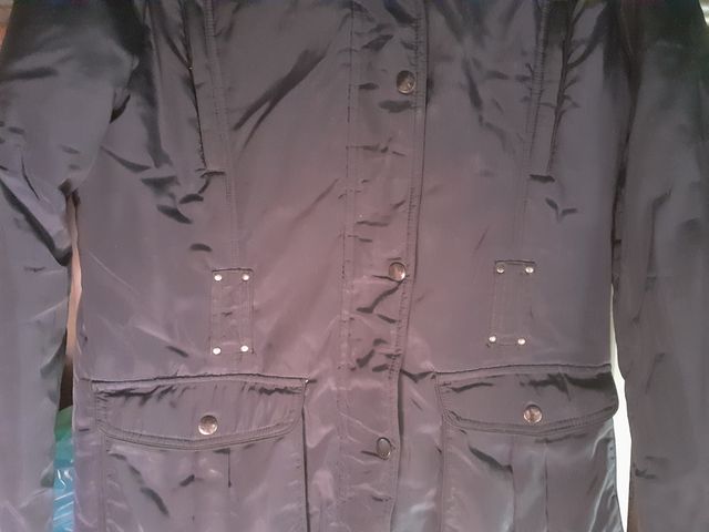 Giubbotto con cappuccio piumato donna