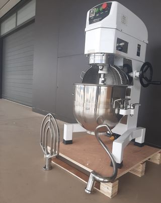 BATIDORA PLANETARIA 40 LITROS- COCINA PROFESIONAL