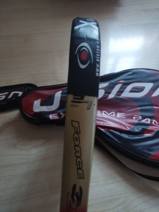 Pala de padel + paletero