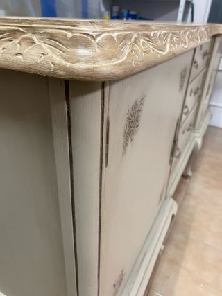 Aparador restaurado.