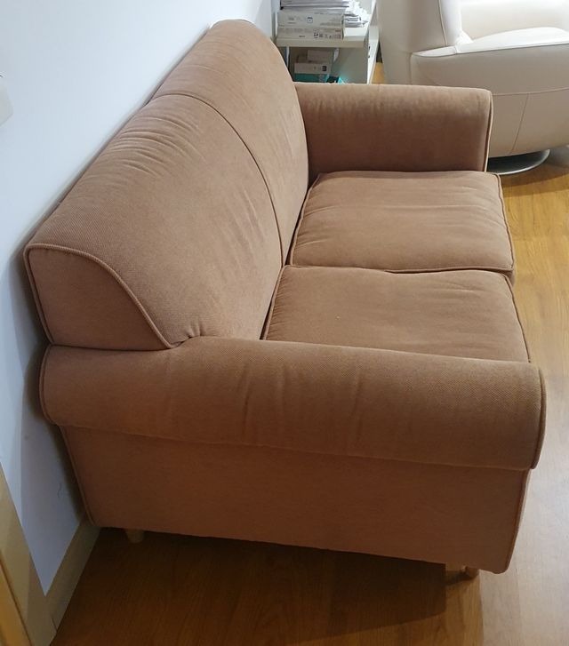 Sofá 2 plazas de Casa y Jardín