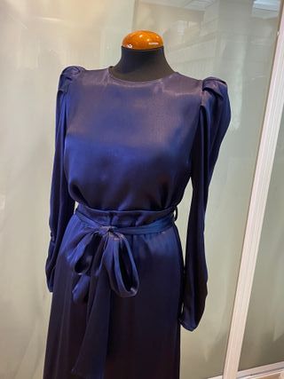 conjunto pantalón y blusa con manga de fiesta