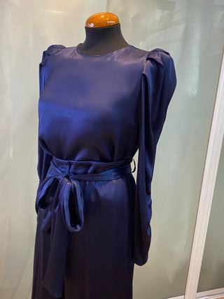 conjunto pantalón y blusa con manga de fiesta