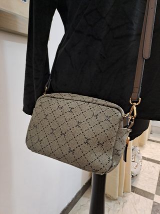 Maglia nera in velluto