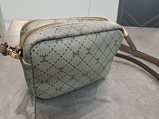 Maglia nera in velluto