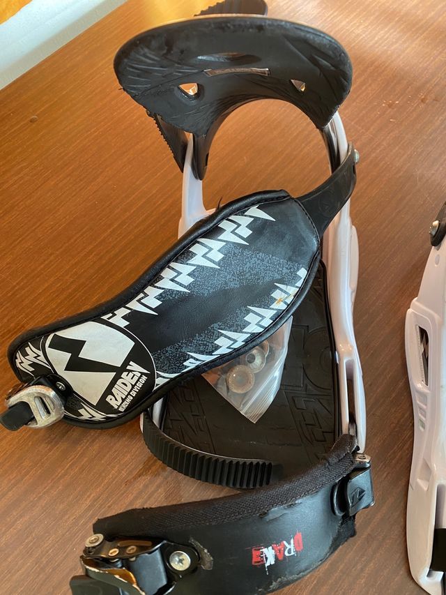 tavola da snow board + attacchi NITRO