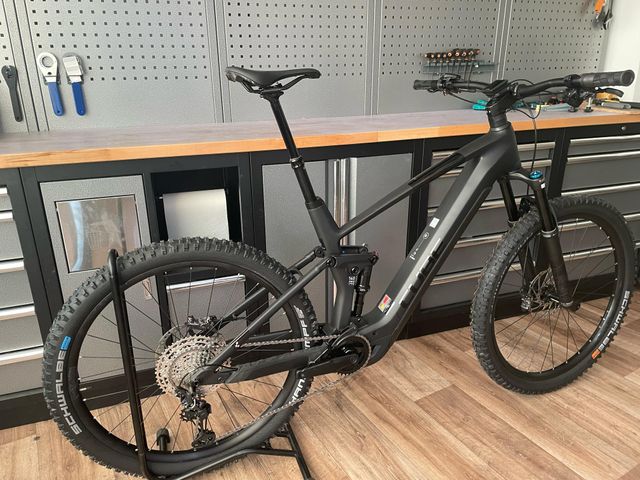 CUBE STEREO HYBRID 140 HPC SLX