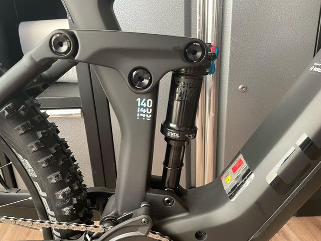 CUBE STEREO HYBRID 140 HPC SLX