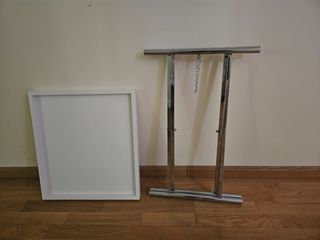 Mesa auxiliar plegable